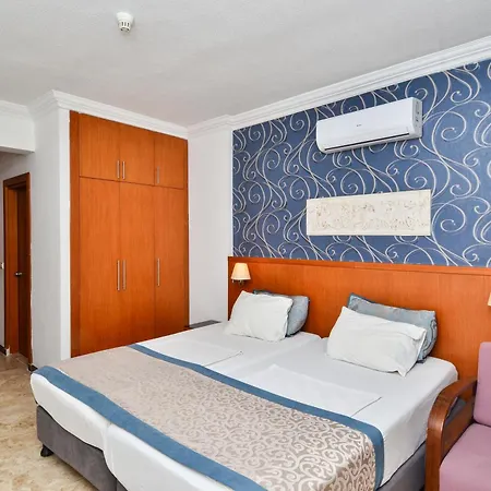 Hotel Tropic Club
