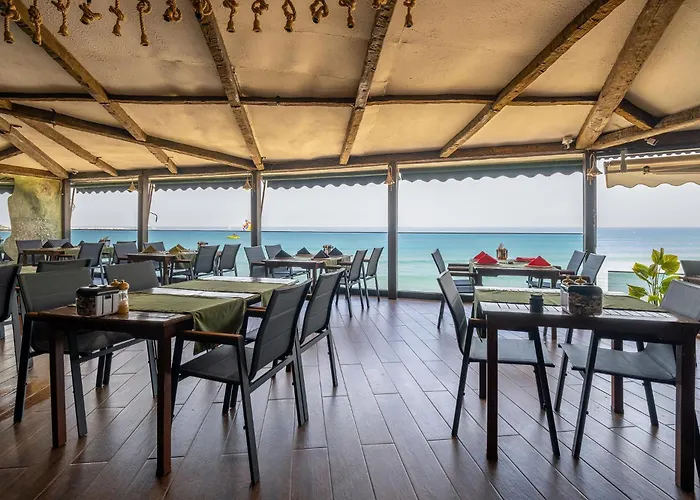 Отель Tropic Club & - 3*