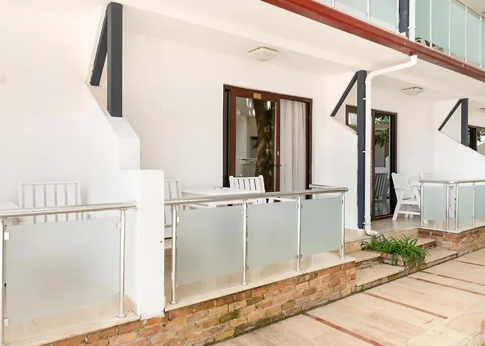 Tropic Club & - 3* Сиде