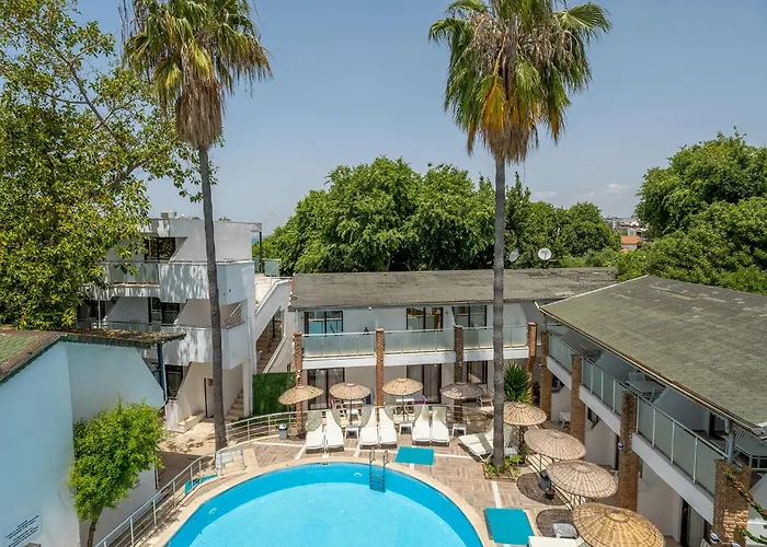 Tropic Club & - 3* Сиде