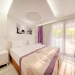 Готель Tropic Club & - 3*