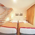 Готель Tropic Club & -