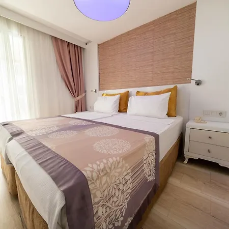 Tropic Club & - فندق 3*