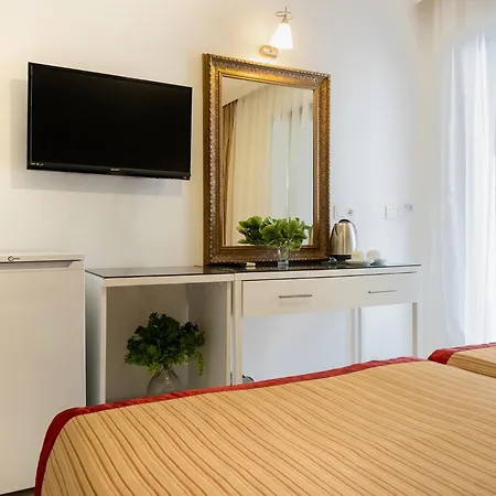 Tropic Club & - 3* Sidé