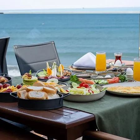 Tropic Beach Club 3* סייד