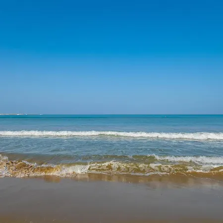 Tropic Szálloda 3*