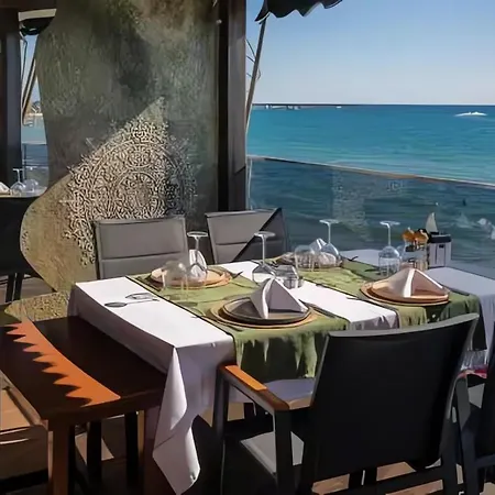 Tropic Beach Club 3* סייד