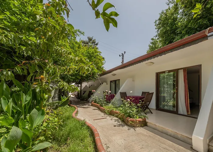 Tropic Club & - Hotel Side