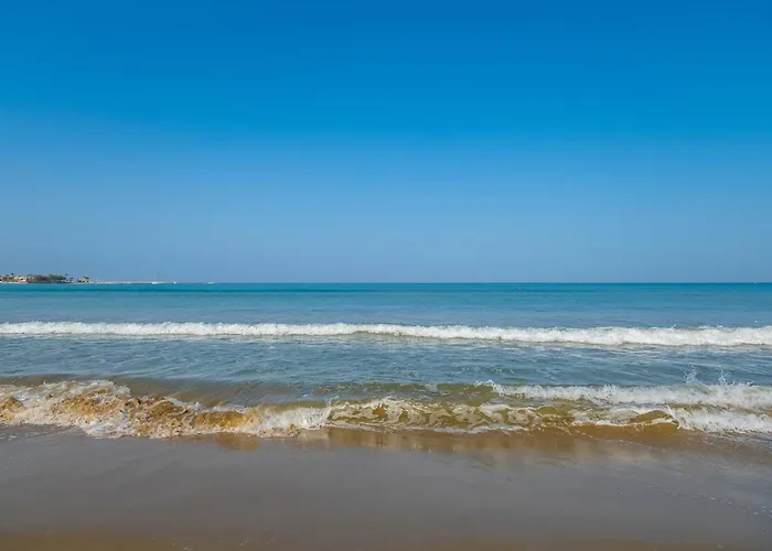 Tropic Club & - 호텔 3*