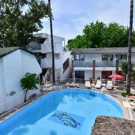 Tropic Beach Club & Resort - Side 3* Side