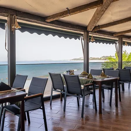 Szálloda Tropic Beach Club & Resort - Side
