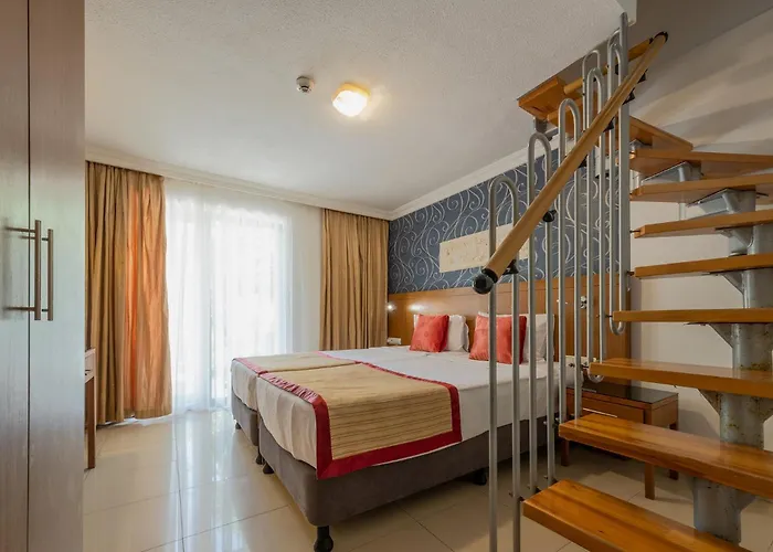 Hotel Tropic Club & - 3*