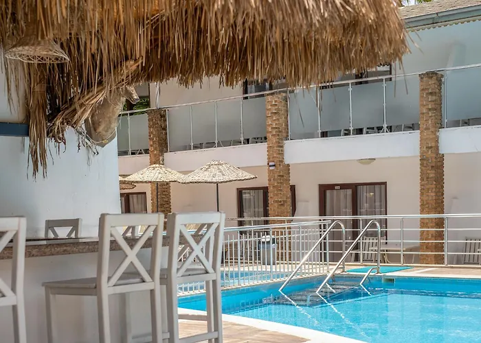 Tropic Club & - Hotel