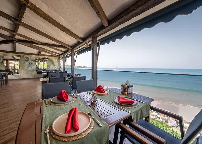 Tropic Club & - Hotel 3*