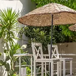 Tropic Club & - Hotel Side