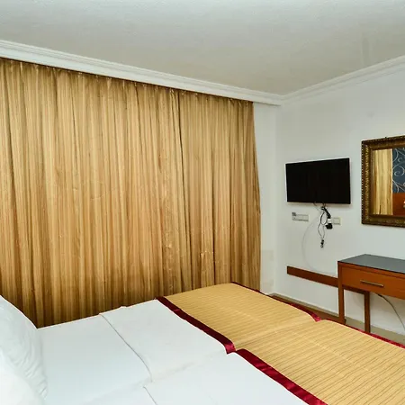 Hotel Tropic Club & - 3*
