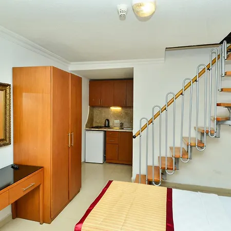 Hotel Tropic Club & - 3*