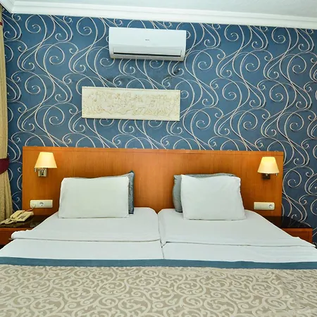 Hotel Tropic Club & -