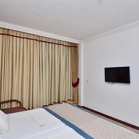 Tropic Club & - Hotel