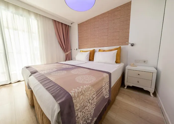 Tropic Club & - Hotel 3*