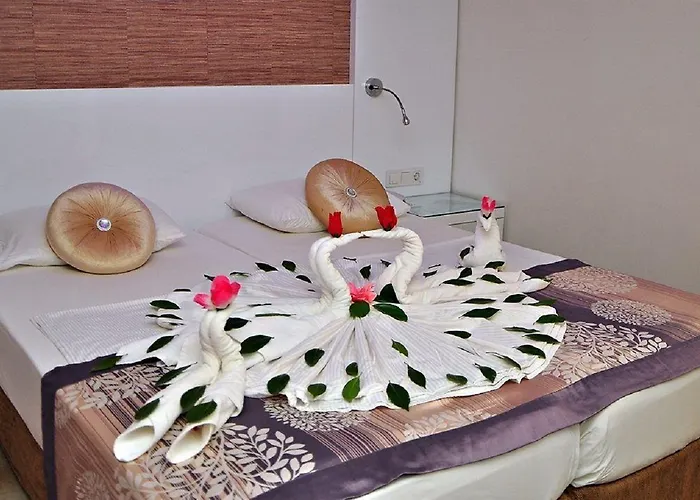 Tropic Club & - Hotel Side